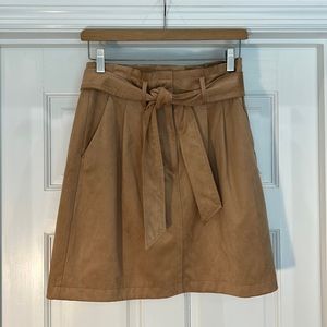 Honey suede loft skirt size 4